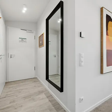 Floor C15 Mit Grosser Terrasse Im 
